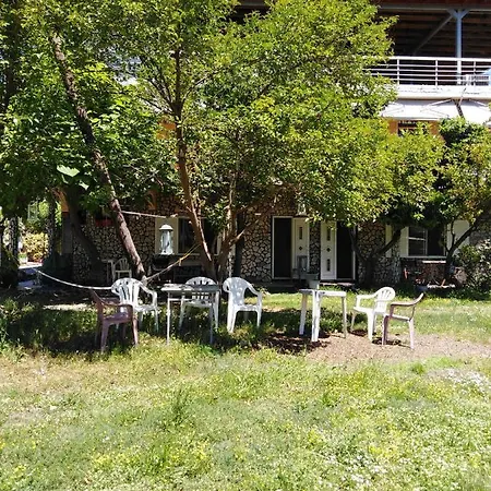 Ξενοδοχείο με διαμερίσματα Miltos